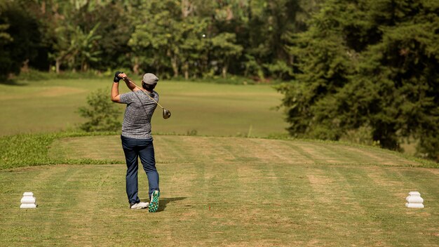Professionele golfer. Bali. Indonesië.