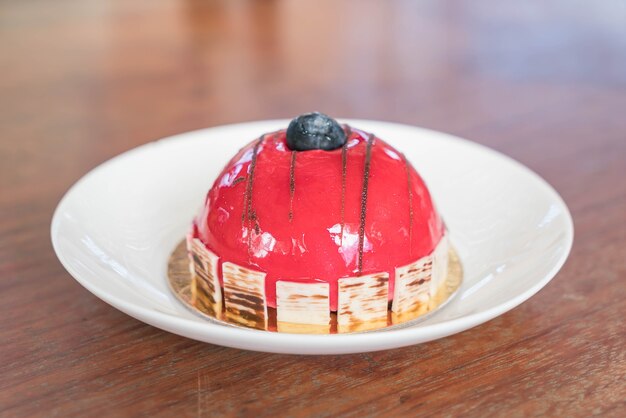 Gratis foto rasberry mousse cake