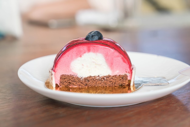 Gratis foto rasberry mousse cake