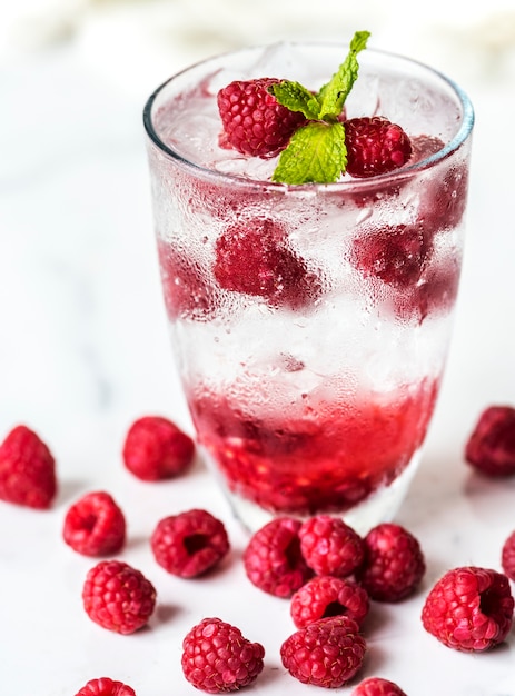 Raspberry mint doordrenkt van water recept