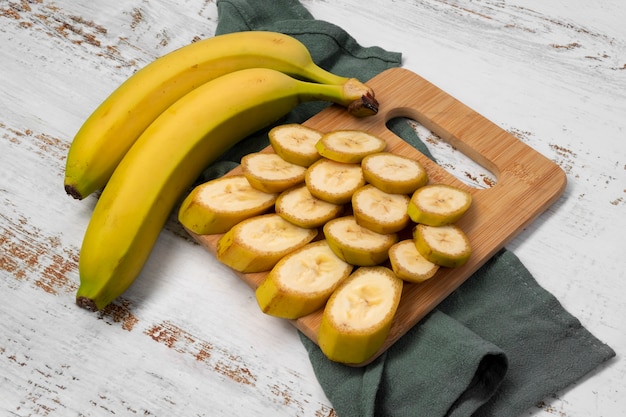 Gratis foto recept voor stilleven met plantainbananen