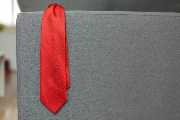Rode stropdas voor de dag van de vader