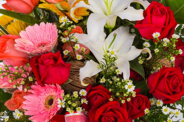 Roze en witte bloemen close-up