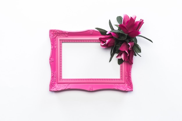 Roze frame roze en groene bloemen achtergrond vintage