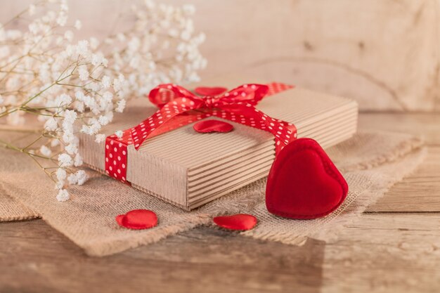 Rustieke Valentijnsdag met leuk cadeau