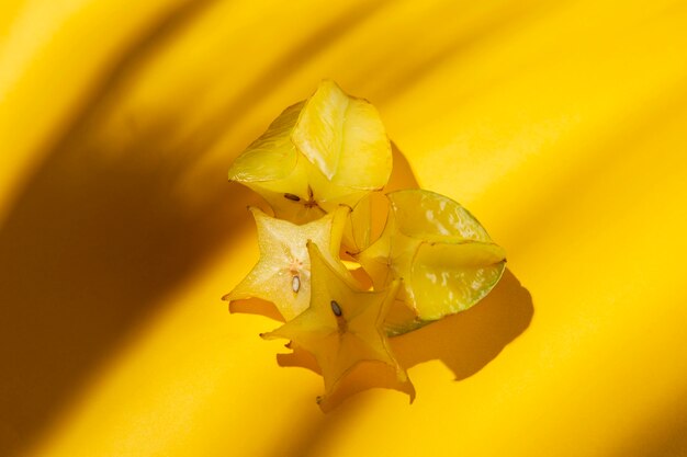 Samenstelling van heerlijke exotische carambola's