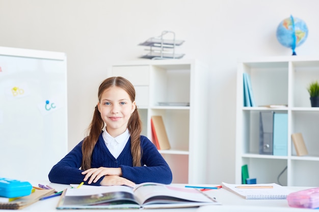 Schoolmeisje per werkplek