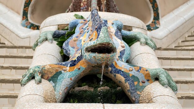 Sculptuur in Park Guel in Barcelona, Spanje