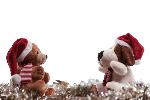 Selectieve aandacht shot van poppen met kerst-thema-hoeden