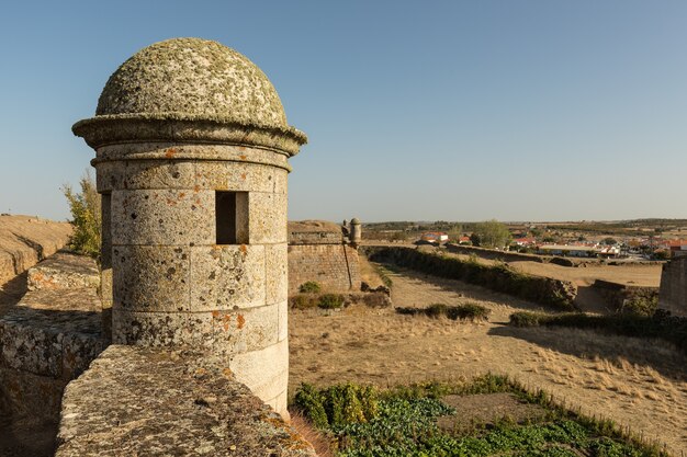 Shot van de oude muren in Almeida. Portugal.