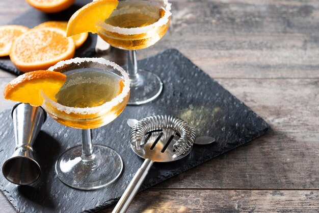 Sidecar cocktail met suikerrand