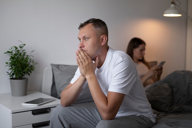 Slecht seksconcept met overstuur paar