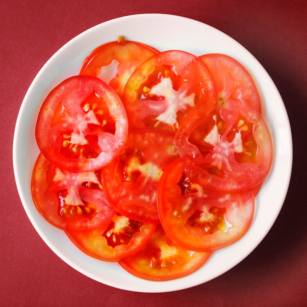 Gratis foto sluit omhoog plakken van sappige tomaat