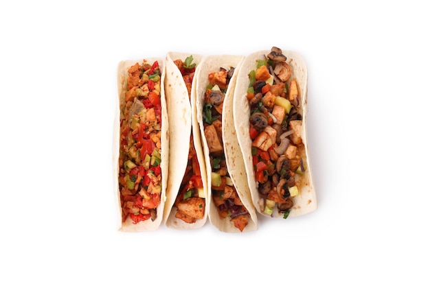 Smakelijke taco geïsoleerd op een witte achtergrond, close-up