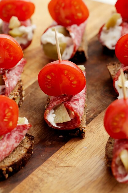 Snacks op tafel