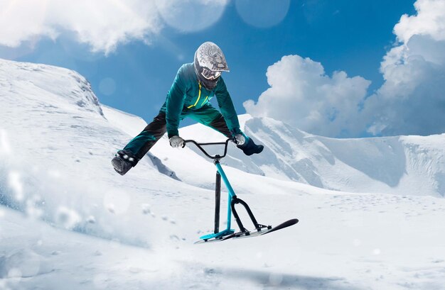 Sneeuwscooter Sneeuwfiets Extreme wintersport
