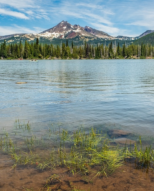 Sparks lake vistas