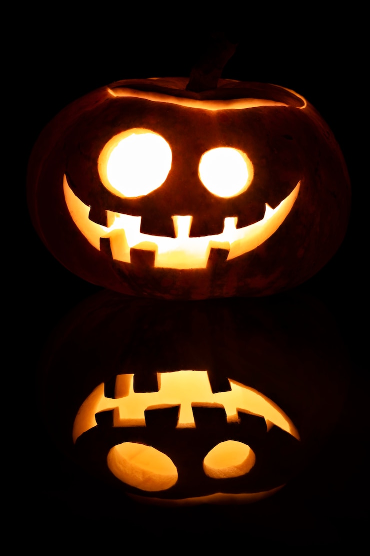 Gratis Foto spookachtig halloween-pompoensnijwerk