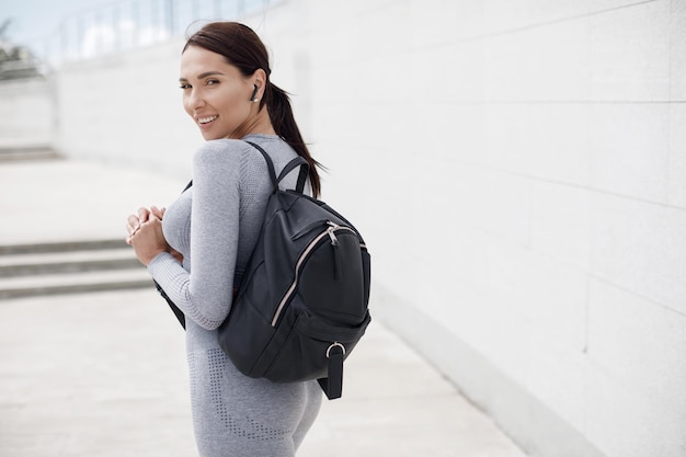 sport vrouw na fitness buiten