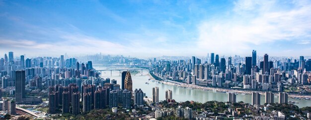 Stadsbeeld en skyline van Chongqing in cloud cloud