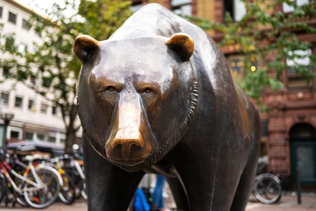 Standbeeld van stier en beer in Frankfurt, Duitsland