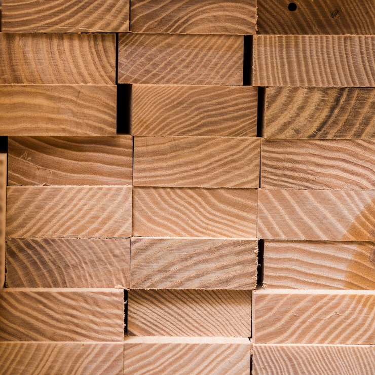 Gratis Foto stapel vierkante houten planken voor meubilairmaterialen