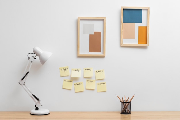 Sticky note-collectie met takenlijst