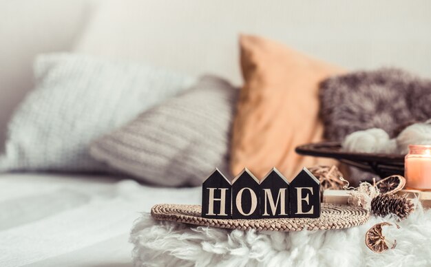 Gratis foto stilleven home decor in een gezellig huis.