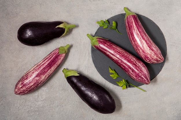 Gratis foto stilleven met heerlijke aubergine