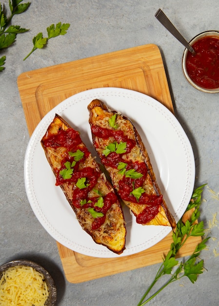 Gratis foto stilleven met heerlijke aubergine