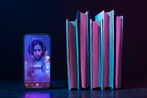 Stilleven van boeken versus technologie