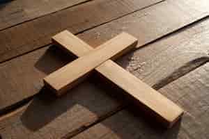 Gratis foto stilleven van groot houten kruisbeeld