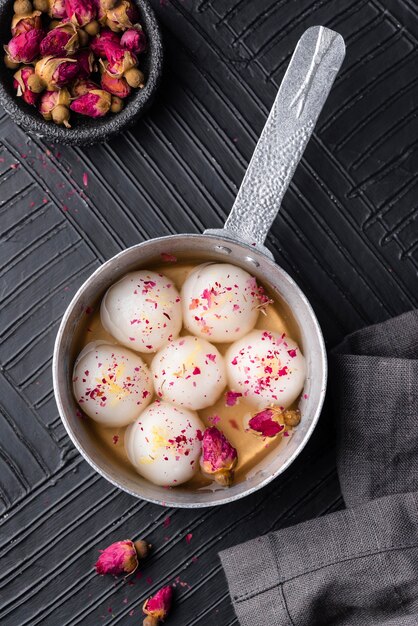 Stilleven zoete tang yuan arrangement