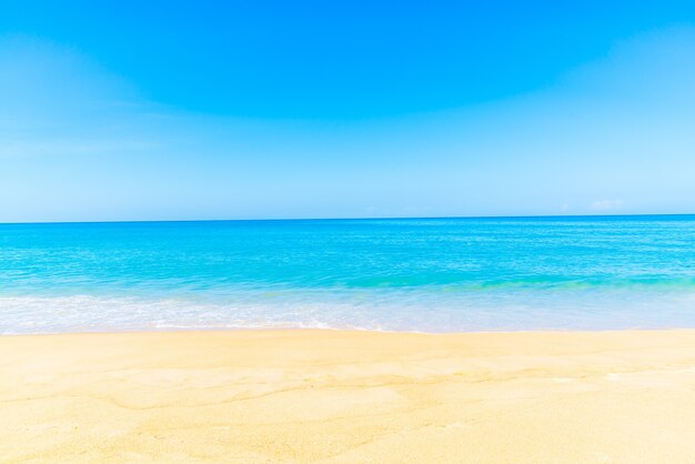 Strand met gladde zand en zonder stenen