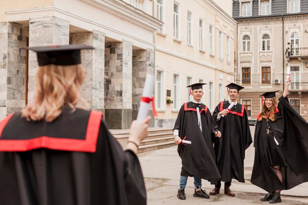 Studenten vieren afstuderen