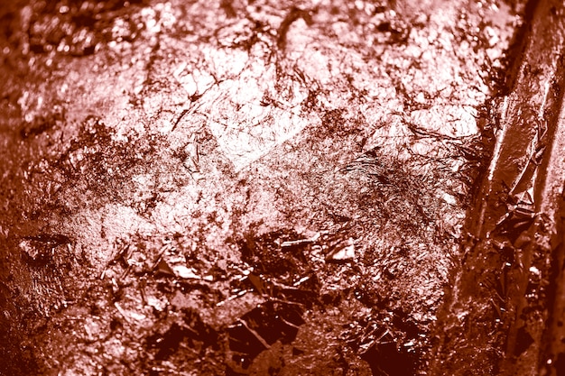 Stukjes rose goudfolie getextureerd