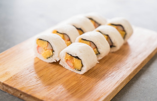 Sushi sandwich roll