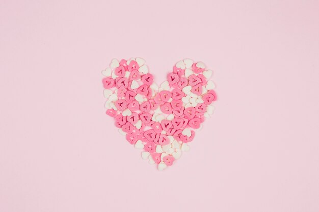 Symbool van het hart van papieren confetti