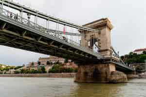 Gratis foto szechenyi chain bridge, donau, boedapest, hongarije