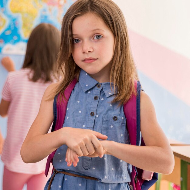 Terug naar school tijdens Covid-concept