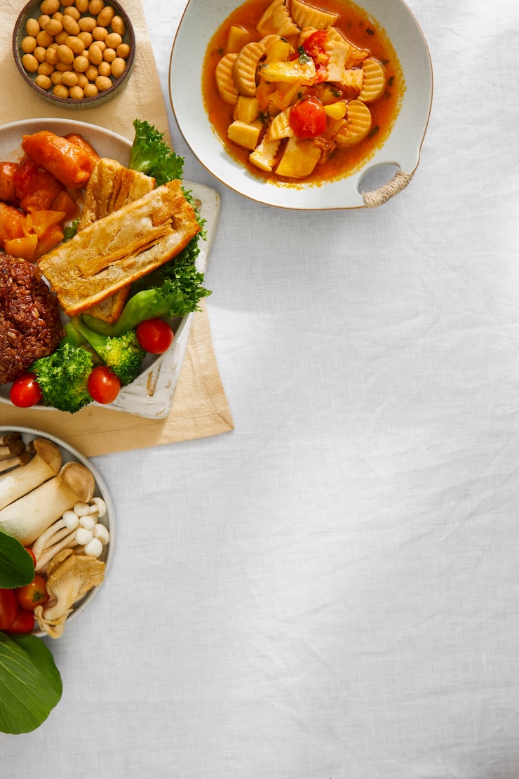 Gratis Foto top view veggie schotel stilleven
