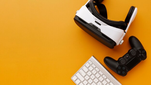 Top view virtual reality headset met joystick