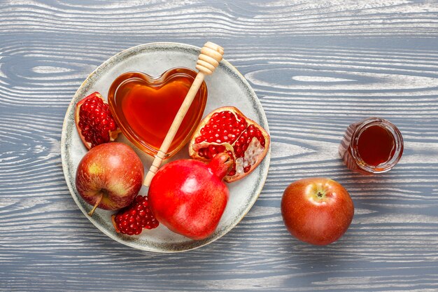 Traditioneel eten van Joods Nieuwjaar - Rosh Hashana.