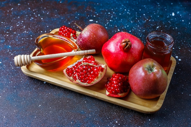 Traditioneel eten van Joods Nieuwjaar - Rosh Hashana.