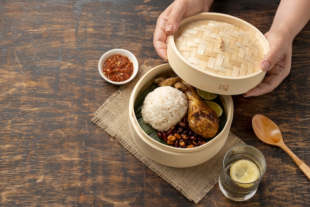 Traditionele nasi lemak maaltijdsamenstelling