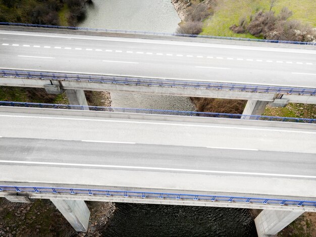 Transportconcept met bruggen