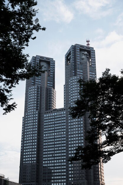 Uitzicht op moderne stedelijke gebouwen
