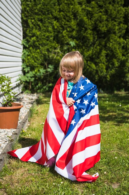 Usa onafhankelijkheidsdag concept met meisje