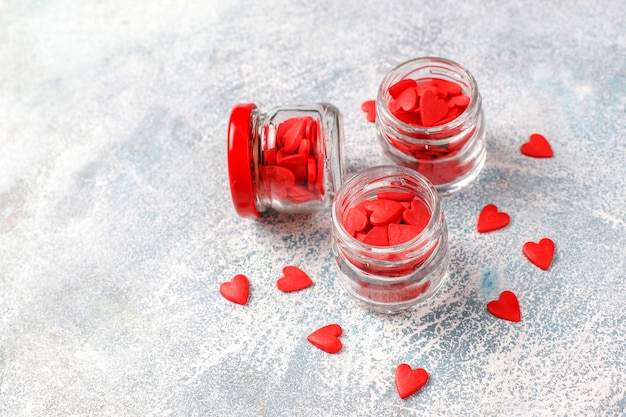 Valentijnsdag hagelslag rood hart.