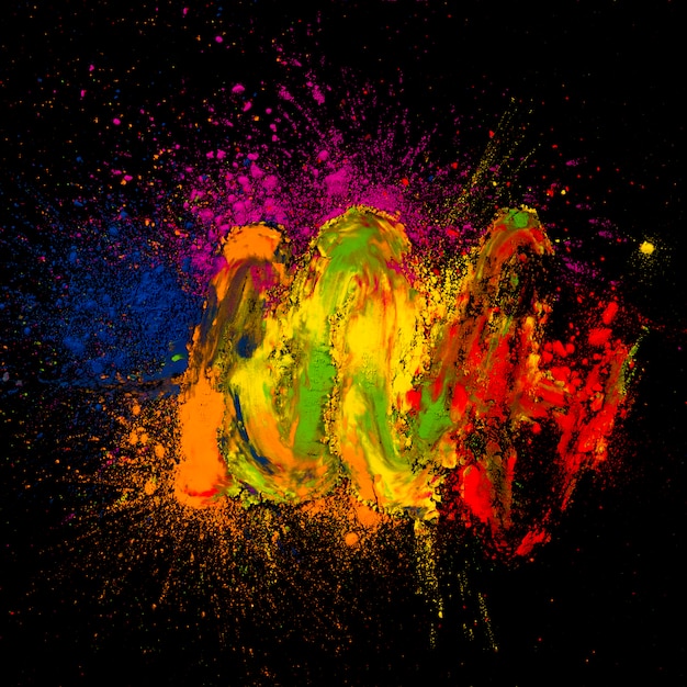 Verhoogde weergave van veelkleurige holi-kleuren
